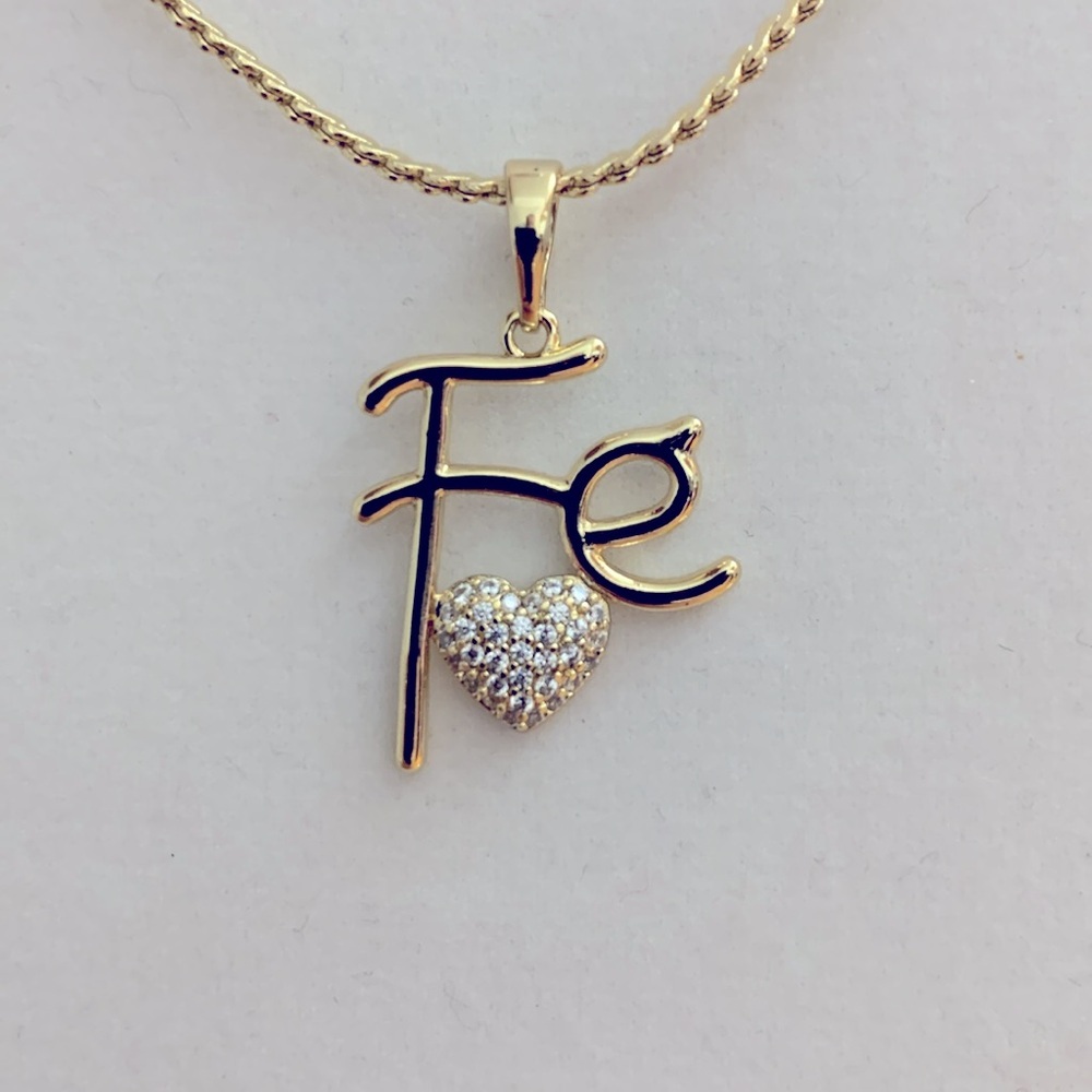 Gold Plated Necklace with "Faith" Pendant.